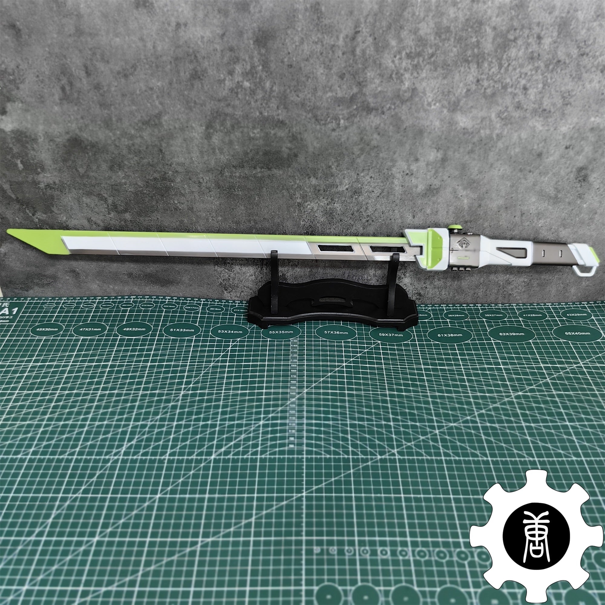 Crypto Heirloom Blunt Blade Life Size Metal Prop - Tophatter Daily Deals