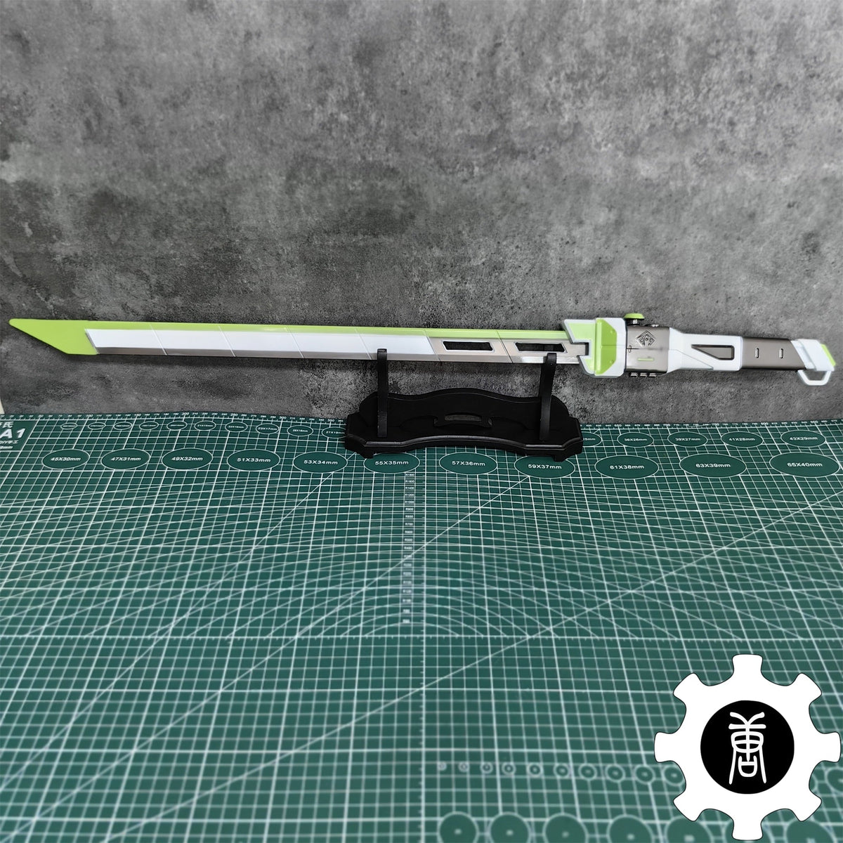 Crypto Heirloom Blunt Blade Life Size Metal Prop - Tophatter Daily Deals