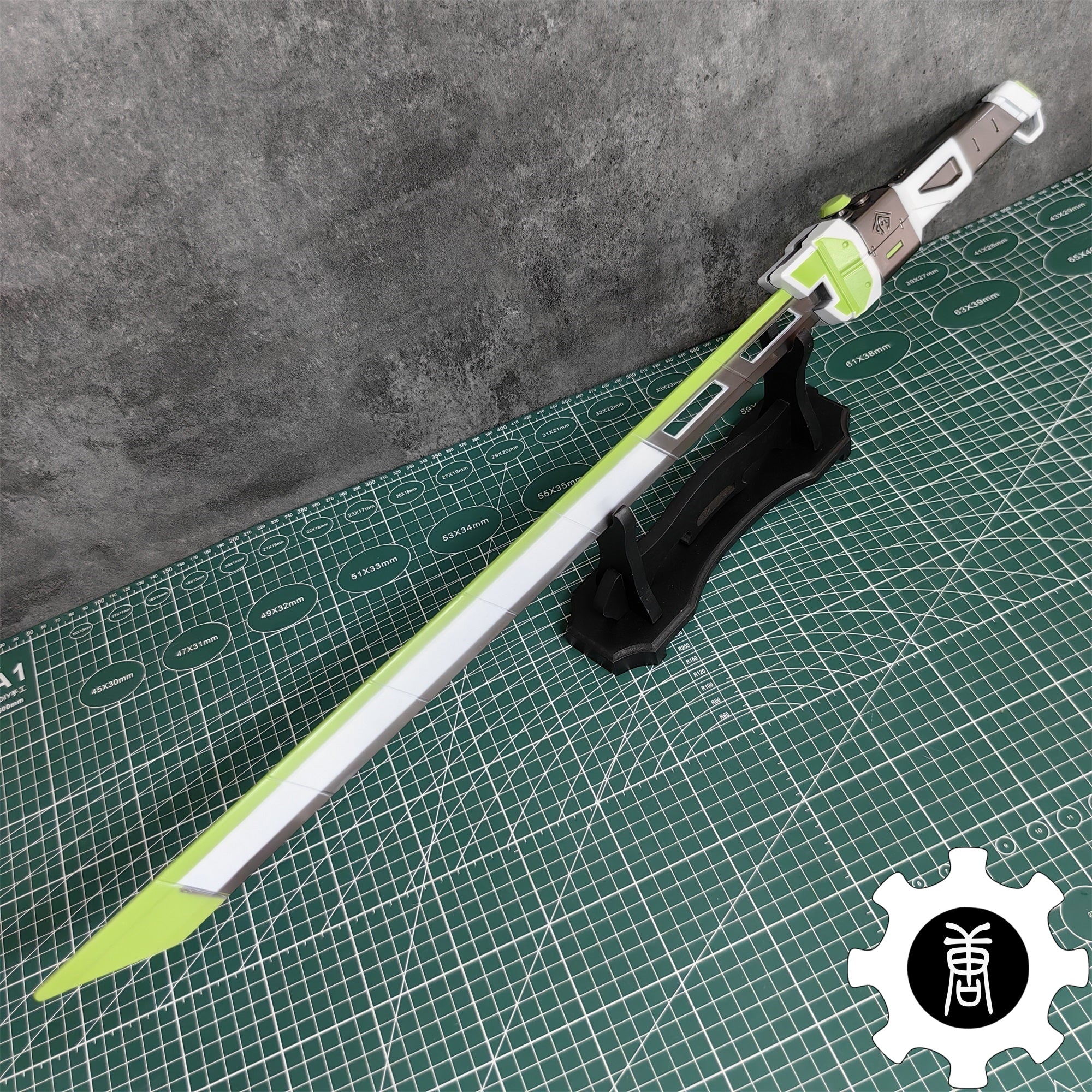 Crypto Heirloom Blunt Blade Life Size Metal Prop - Tophatter Daily Deals