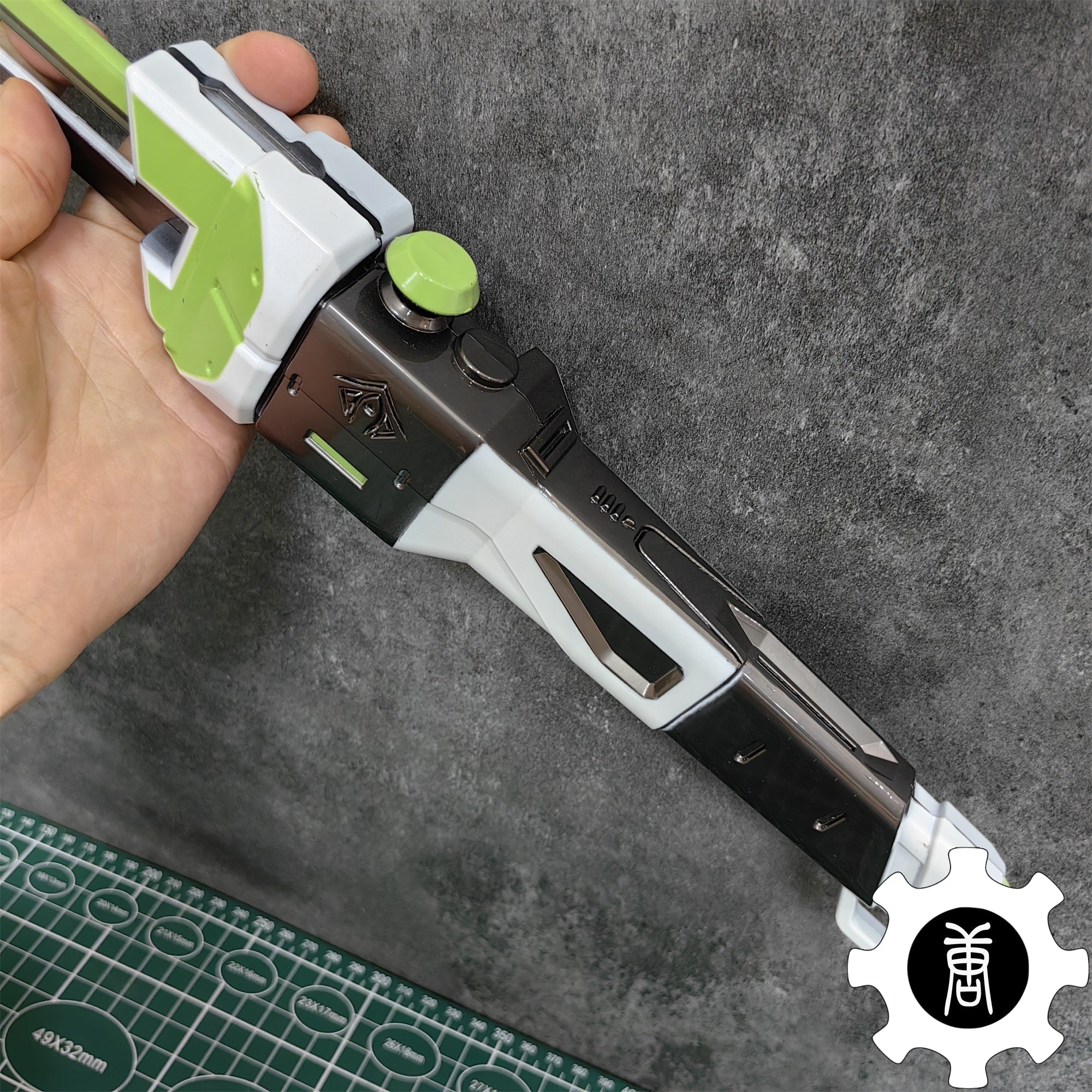 Crypto Heirloom Blunt Blade Life Size Metal Prop - Tophatter Daily Deals