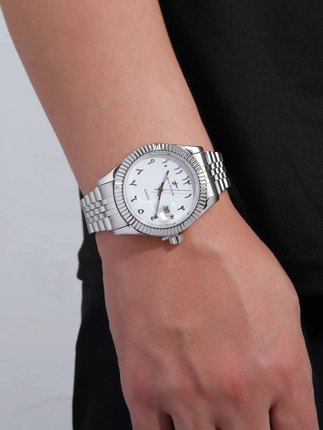 Men's Stainless Steel Date Watch Casual Business Style - Tophatter Daily Deals