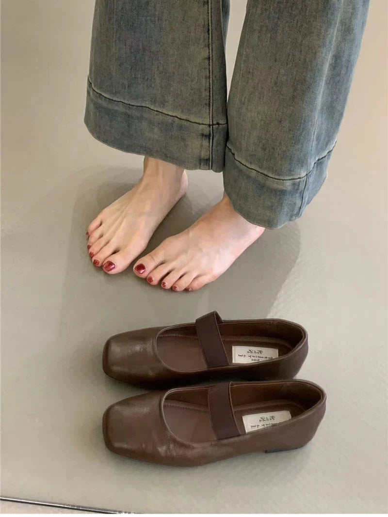 Supportive Women’s Ballet Flats - Square Toe Mary Jane - Tophatter Daily Deals