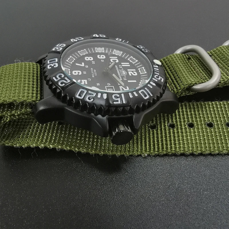 Military Watch Green Nylon Strap 50m Waterproof Luminous - Tophatter Daily Deals