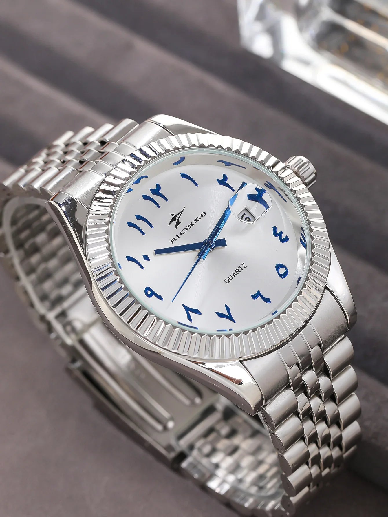 Men's Stainless Steel Date Watch Casual Business Style - Tophatter Daily Deals