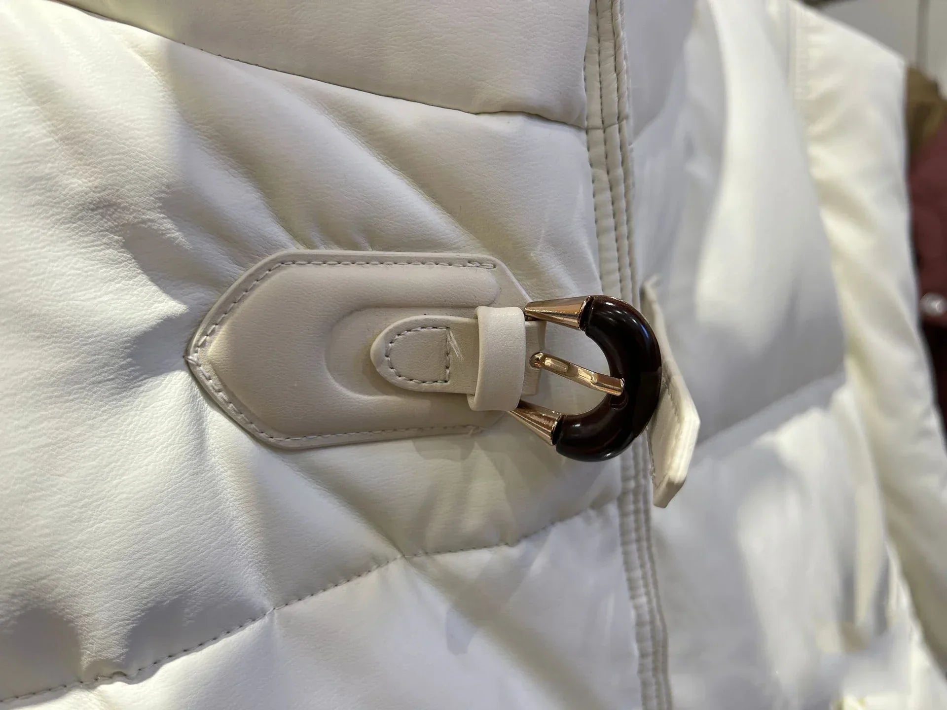 Warm Women’s Down Vest - Cropped Boxy, PU, Winter Layering - Tophatter Daily Deals