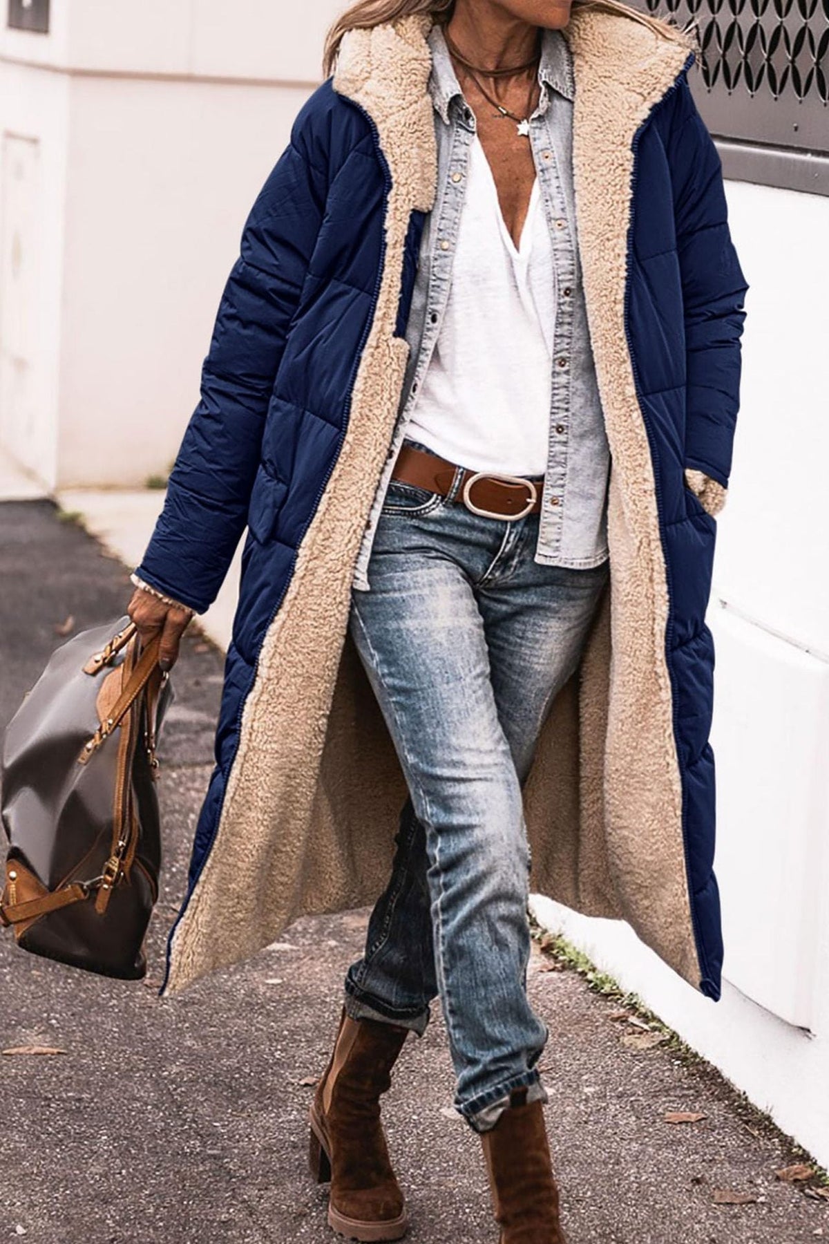 Warm Women’s Reversible Long Coat - Quilted Sherpa Hooded marine - Tophatter Daily Deals