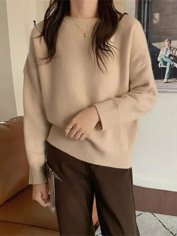 Cozy Oversized Women’s Pullover Sweater - Round Neck Knit Brown One Size - Tophatter Daily Deals