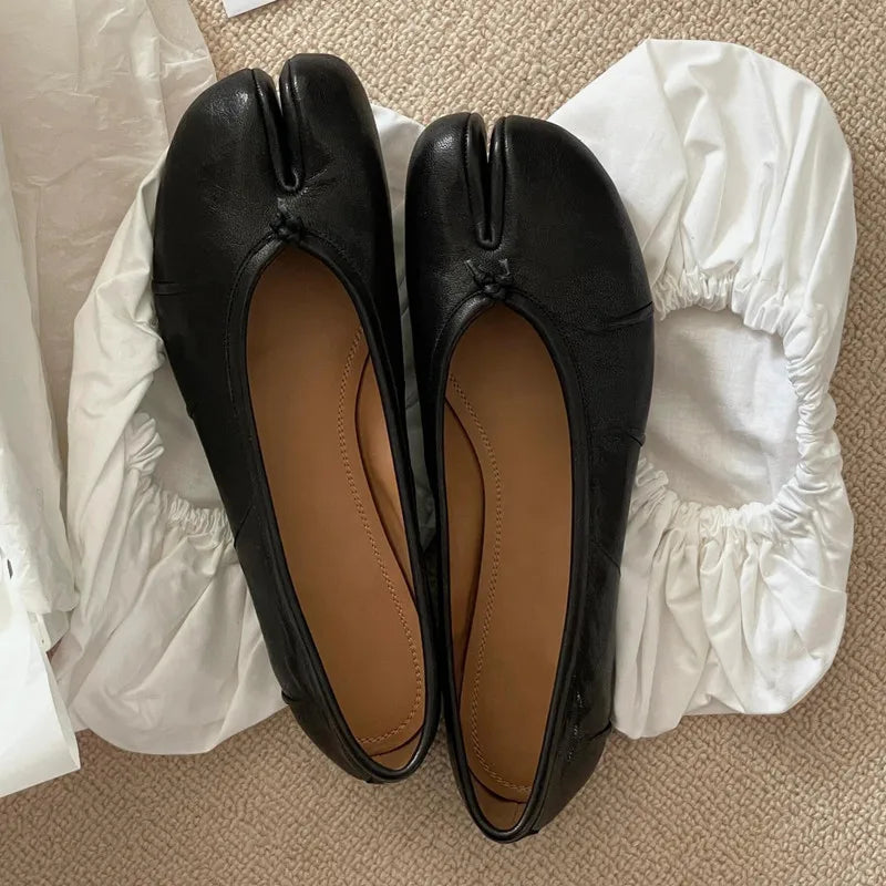 Soft Women Tabi Ballet Flats - Split Toe, Leather, Casual Black - Tophatter Daily Deals