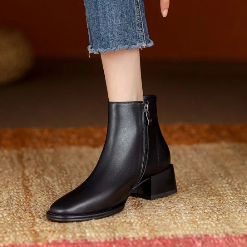 Supportive Women’s Ankle Boots - Pointed Toe Leather Office Black - Tophatter Daily Deals