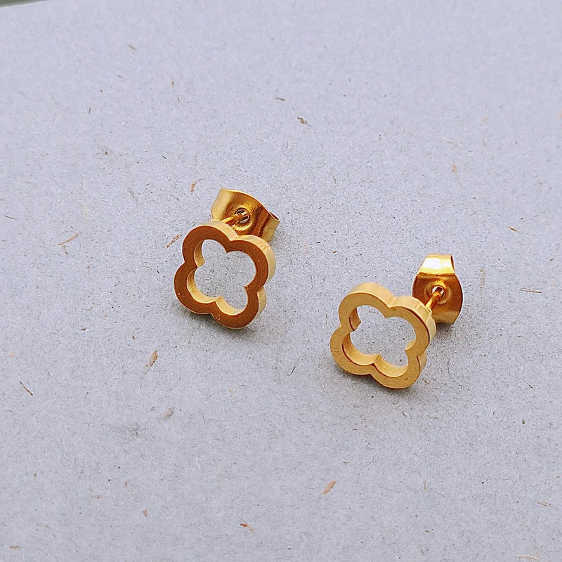 Clover Flower Stainless Steel Bracelet Set Gold Gift S4-2pcs-golden - Tophatter Daily Deals