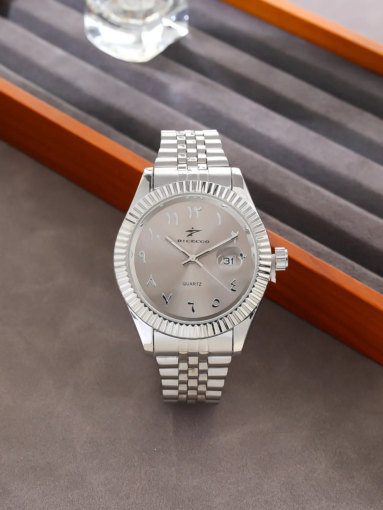 Men's Stainless Steel Date Watch Casual Business Style - Tophatter Daily Deals