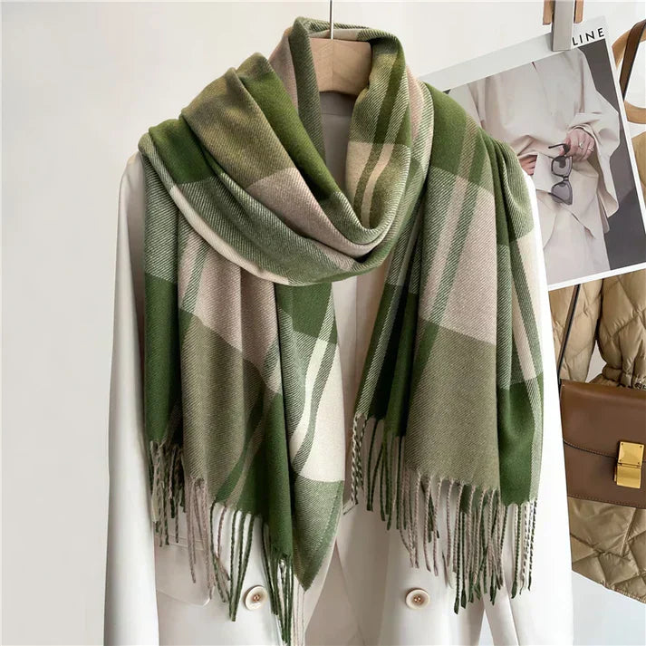 Oversized Women’s Check Scarf - Soft Wool, Fringed Winter Green - Tophatter Daily Deals