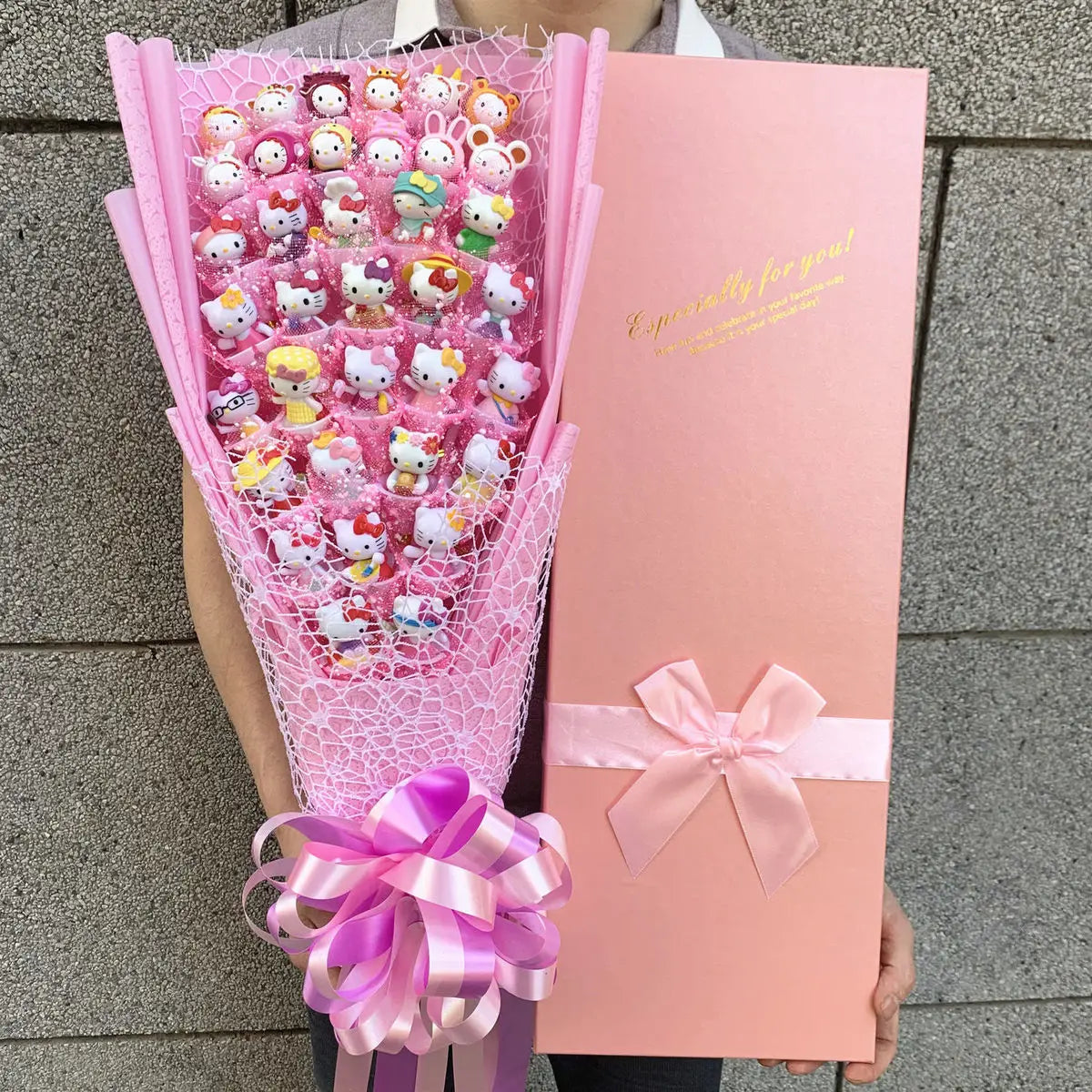 Sanrio Led Lights Plush Toy Bouquet Hello Kitty Pink Extra Large Bouquet Flowers - Tophatter Daily Deals