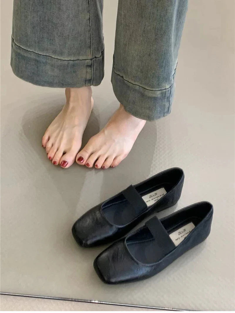 Supportive Women’s Ballet Flats - Square Toe Mary Jane - Tophatter Daily Deals