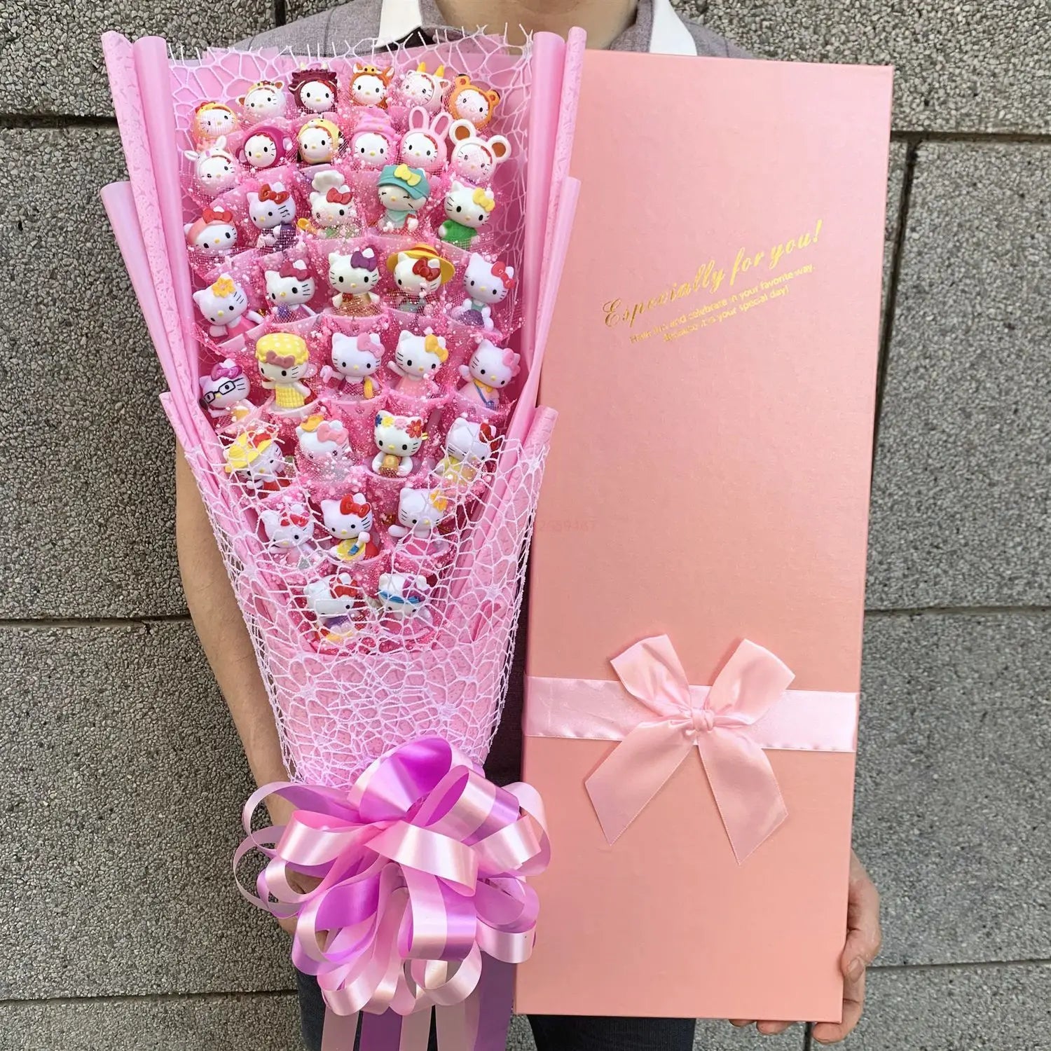 Sanrio Led Lights Plush Toy Bouquet Flowers - Tophatter Daily Deals
