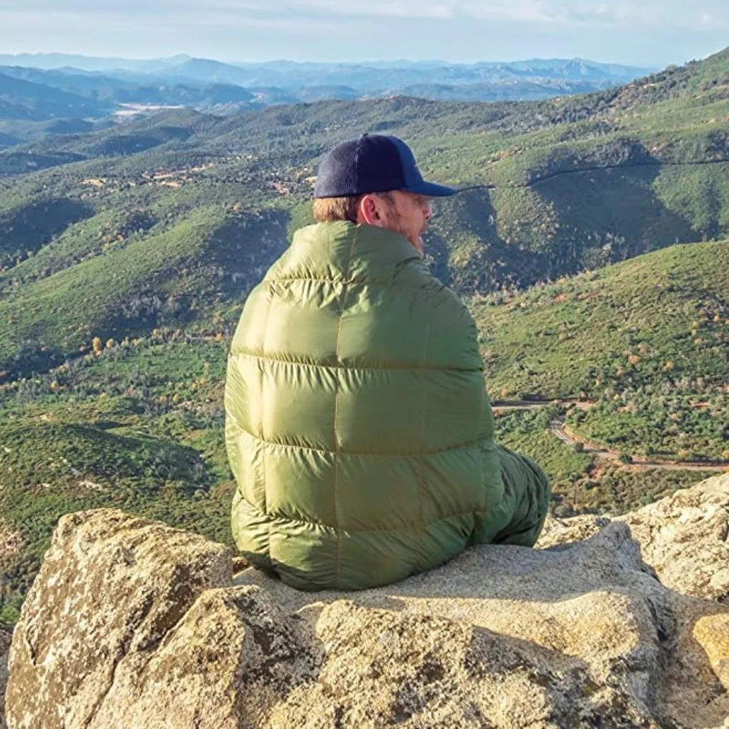All-Season Lightweight Camping Blanket Green Sleeping Bags - Tophatter Daily Deals