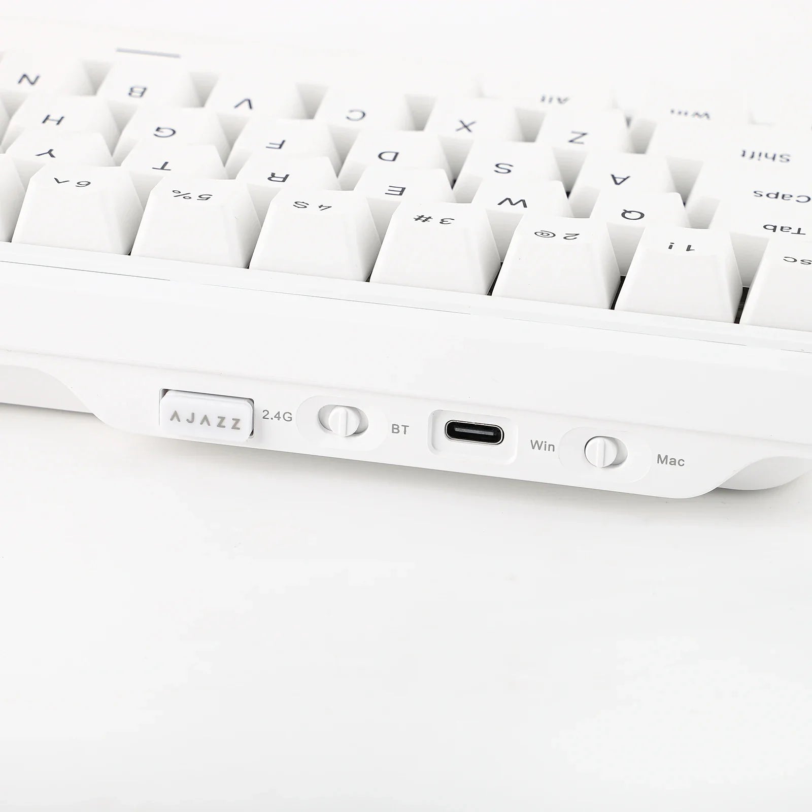 Mechanical Keyboard 68Key Wireless Bluetooth RGB Hall Effect - Tophatter Daily Deals