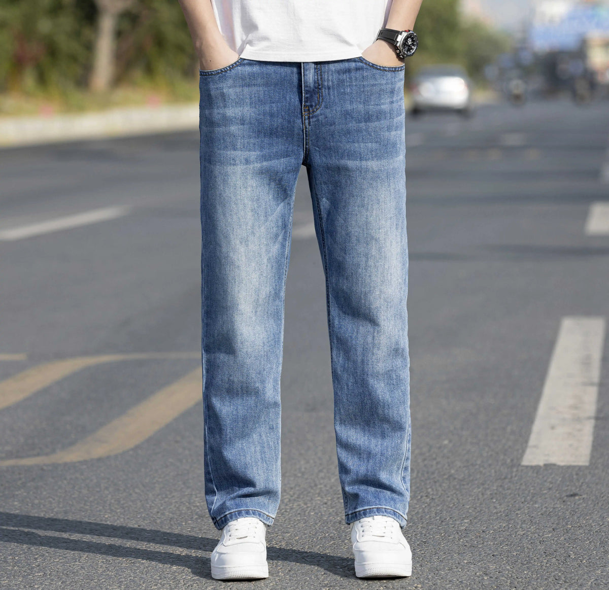 Breathable Men’s Straight Jeans - Relaxed Mid Rise Lyocell - Tophatter Daily Deals