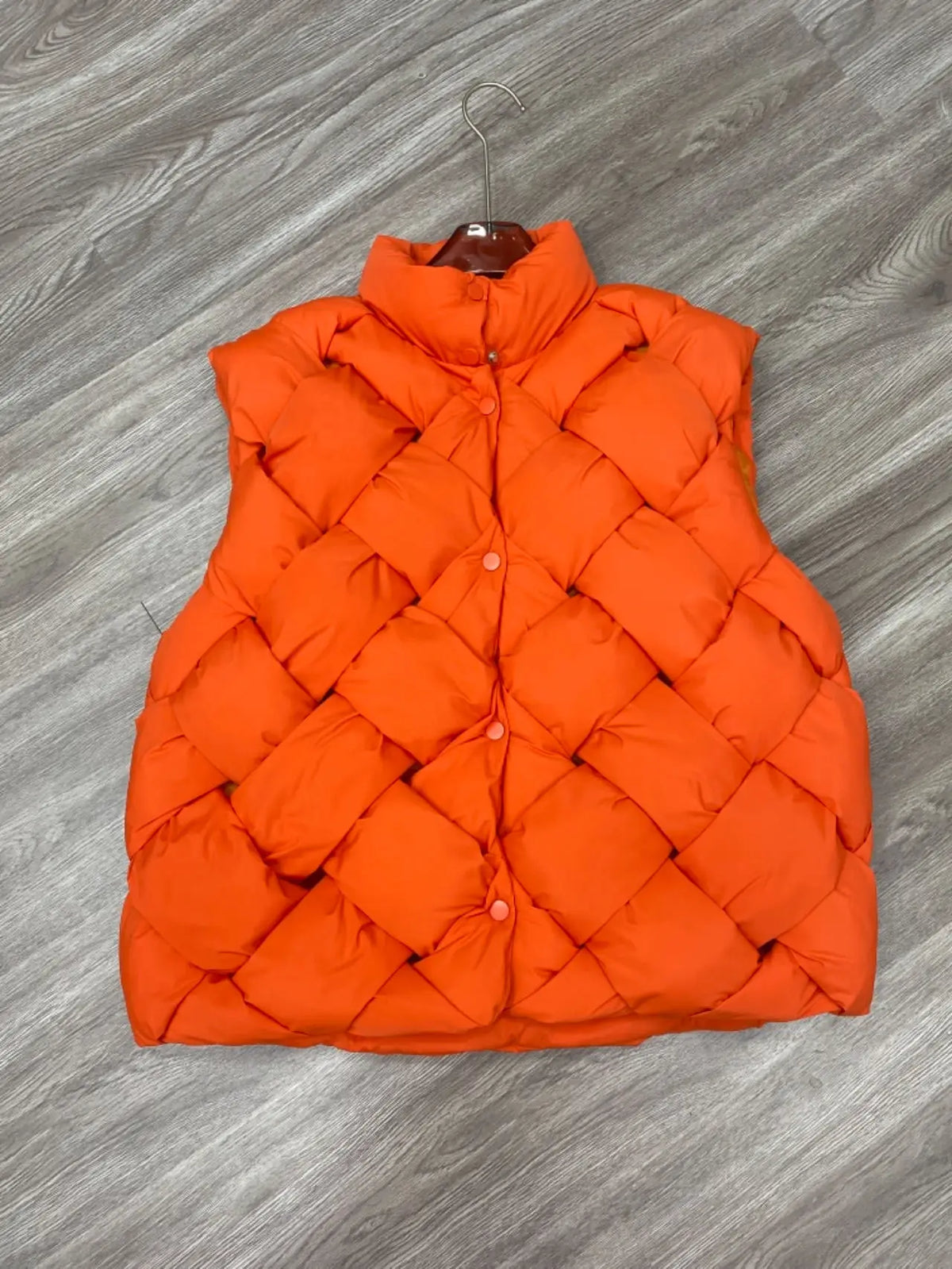 Insulating Women Puffer Vest - Boxy Quilt Polyfill Winter - Tophatter Daily Deals