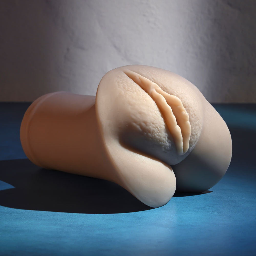 Selopa POCKET PLEASER - Light 11.9cm Soft Stroker > Sex Toys For Men > Masturbators > Manual - Tophatter Daily Deals