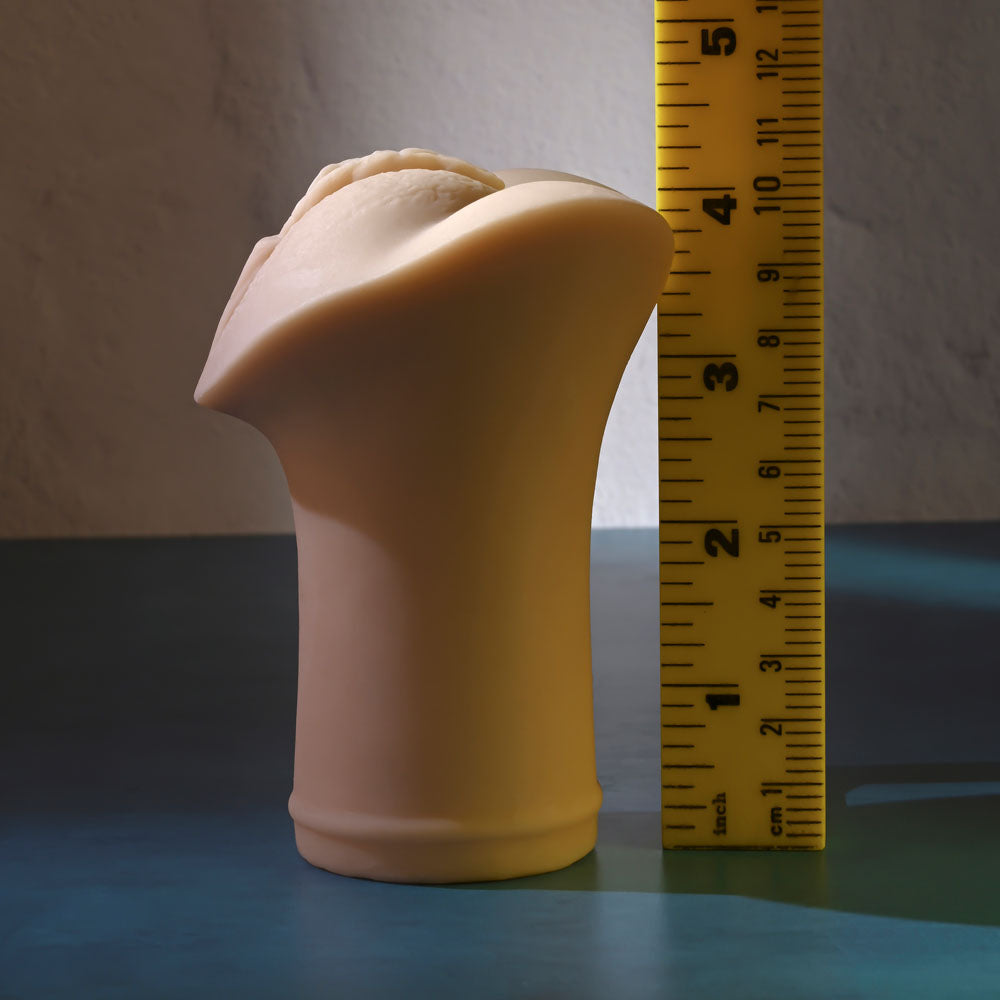 Selopa POCKET PLEASER - Light 11.9cm Soft Stroker > Sex Toys For Men > Masturbators > Manual - Tophatter Daily Deals