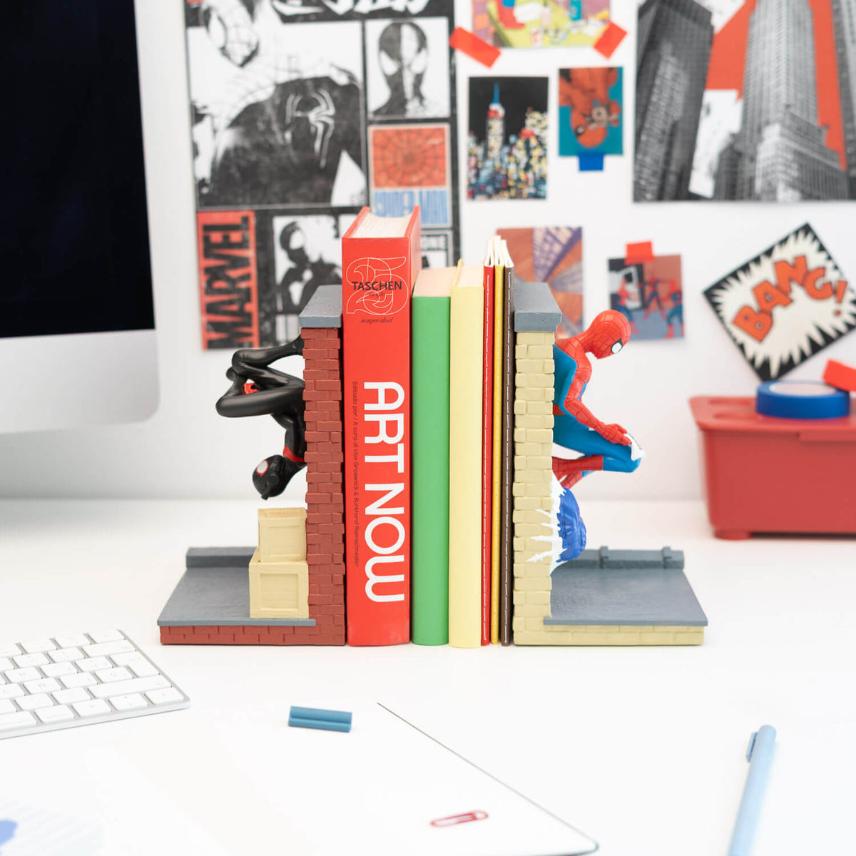 Marvel – Spider-Man Bookends Bookend - Tophatter Daily Deals
