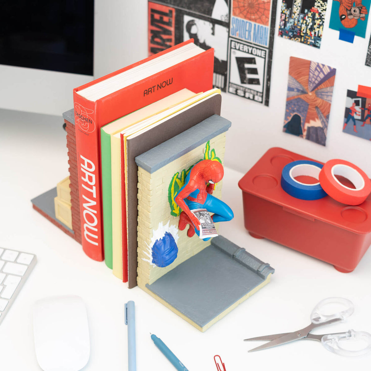 Marvel – Spider-Man Bookends Bookend - Tophatter Daily Deals