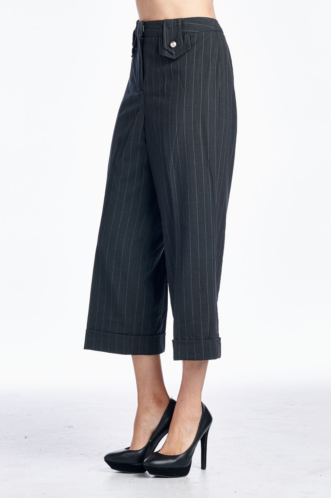 Larry Levine Striped Career Capri Capris - Tophatter Daily Deals