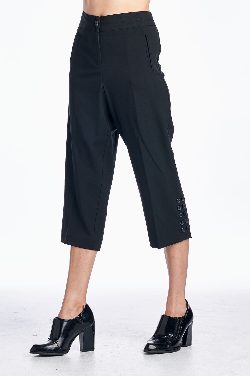 Women's Black Stretch Capris Black Capris - Tophatter Daily Deals