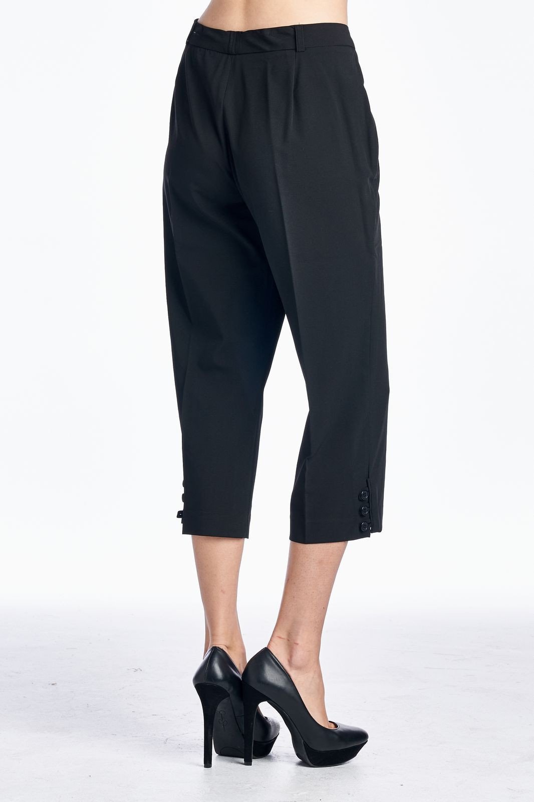 Larry Levine Sleek & Slim Capris Capris - Tophatter Daily Deals