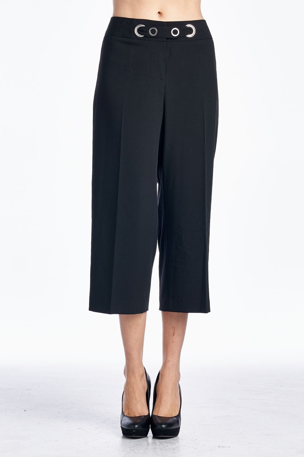 Larry Levine Capris Black Capris - Tophatter Daily Deals