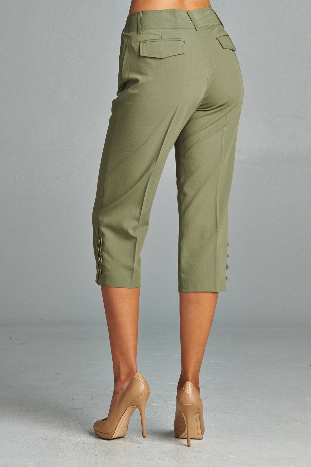 Larry Levine Sleek & Slim Capris Capris - Tophatter Daily Deals