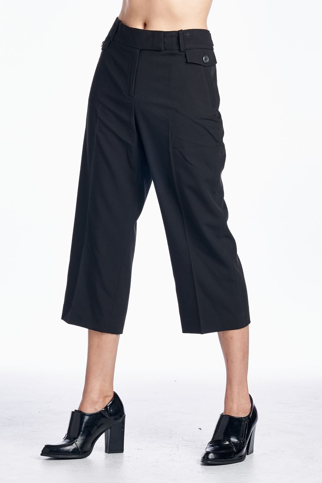 Larry Levine Stretch Tailored Capris Capris - Tophatter Daily Deals