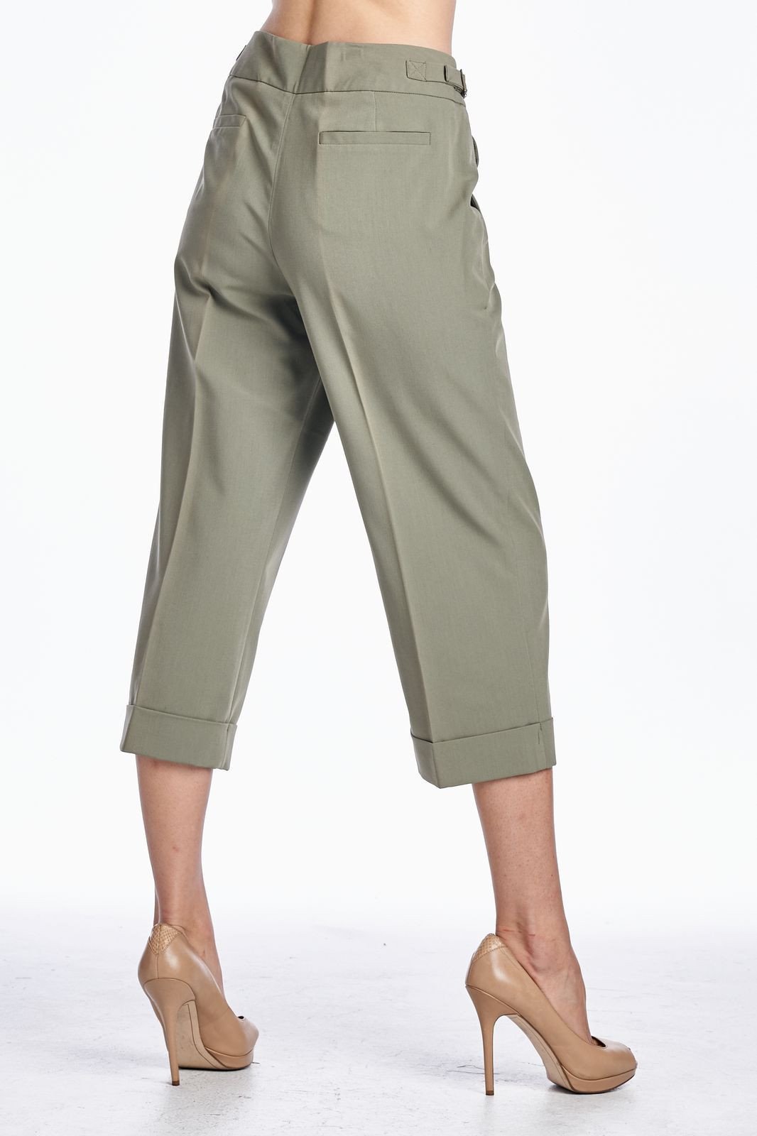 Larry Levine Stretch Capris Capris - Tophatter Daily Deals