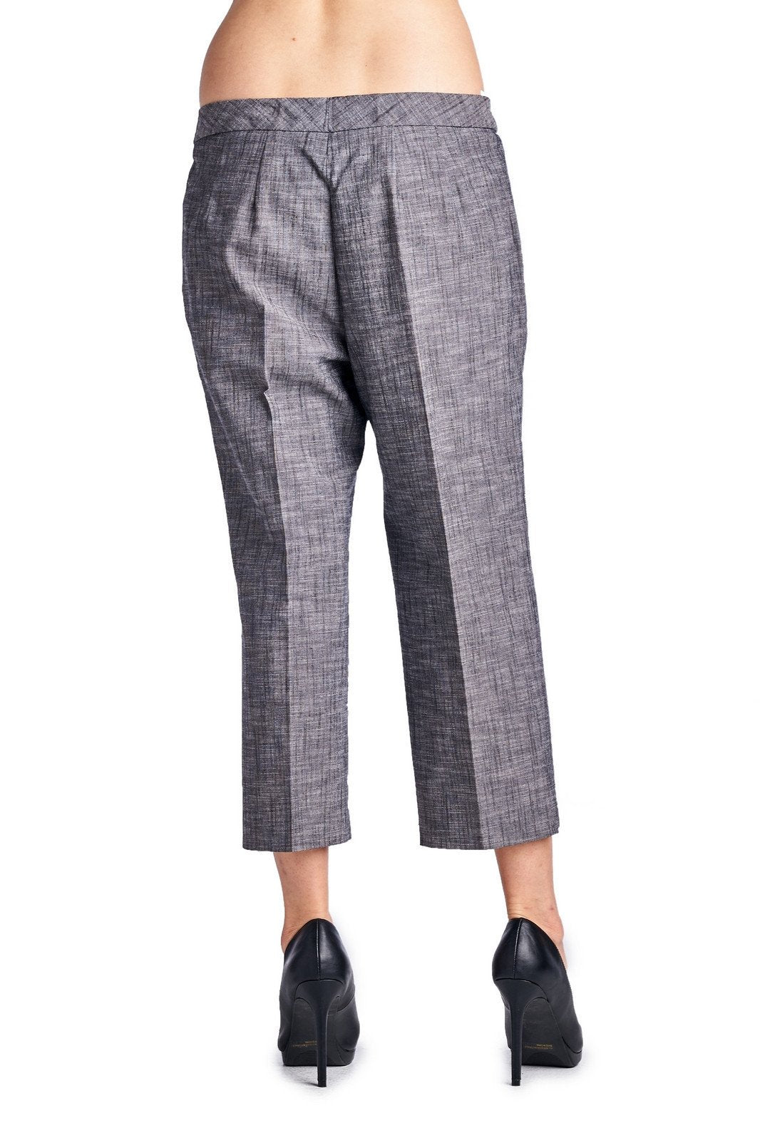 Larry Levine Capris Capris - Tophatter Daily Deals