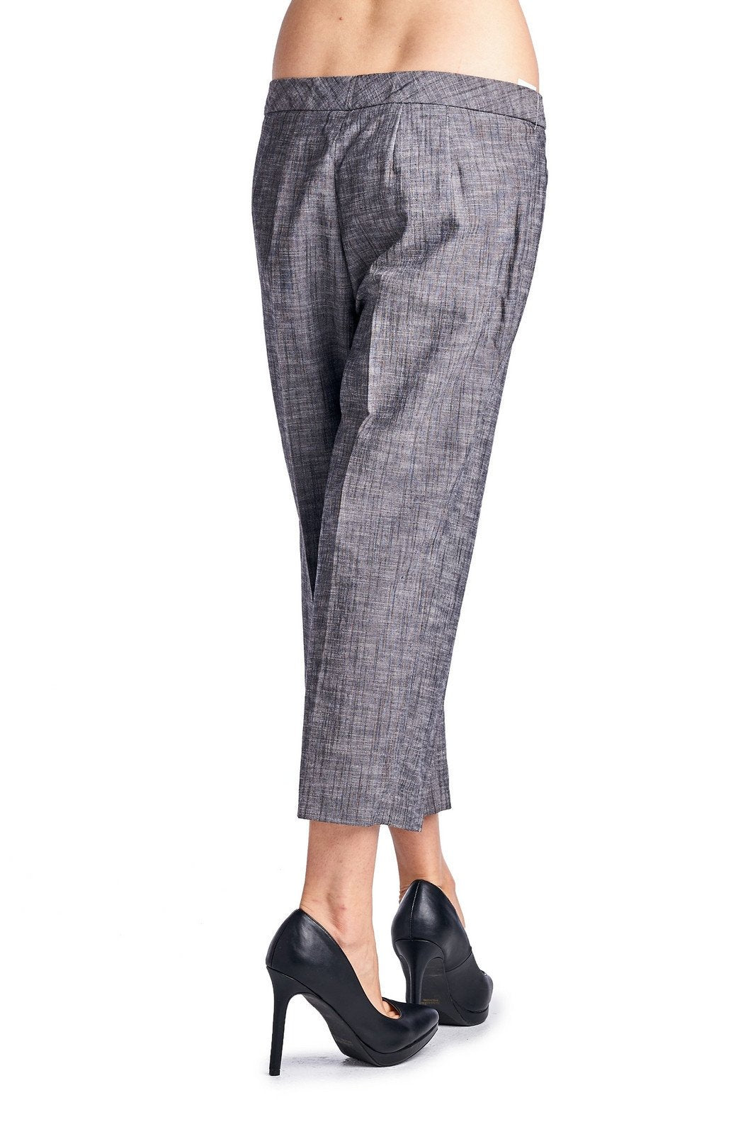 Larry Levine Capris Capris - Tophatter Daily Deals