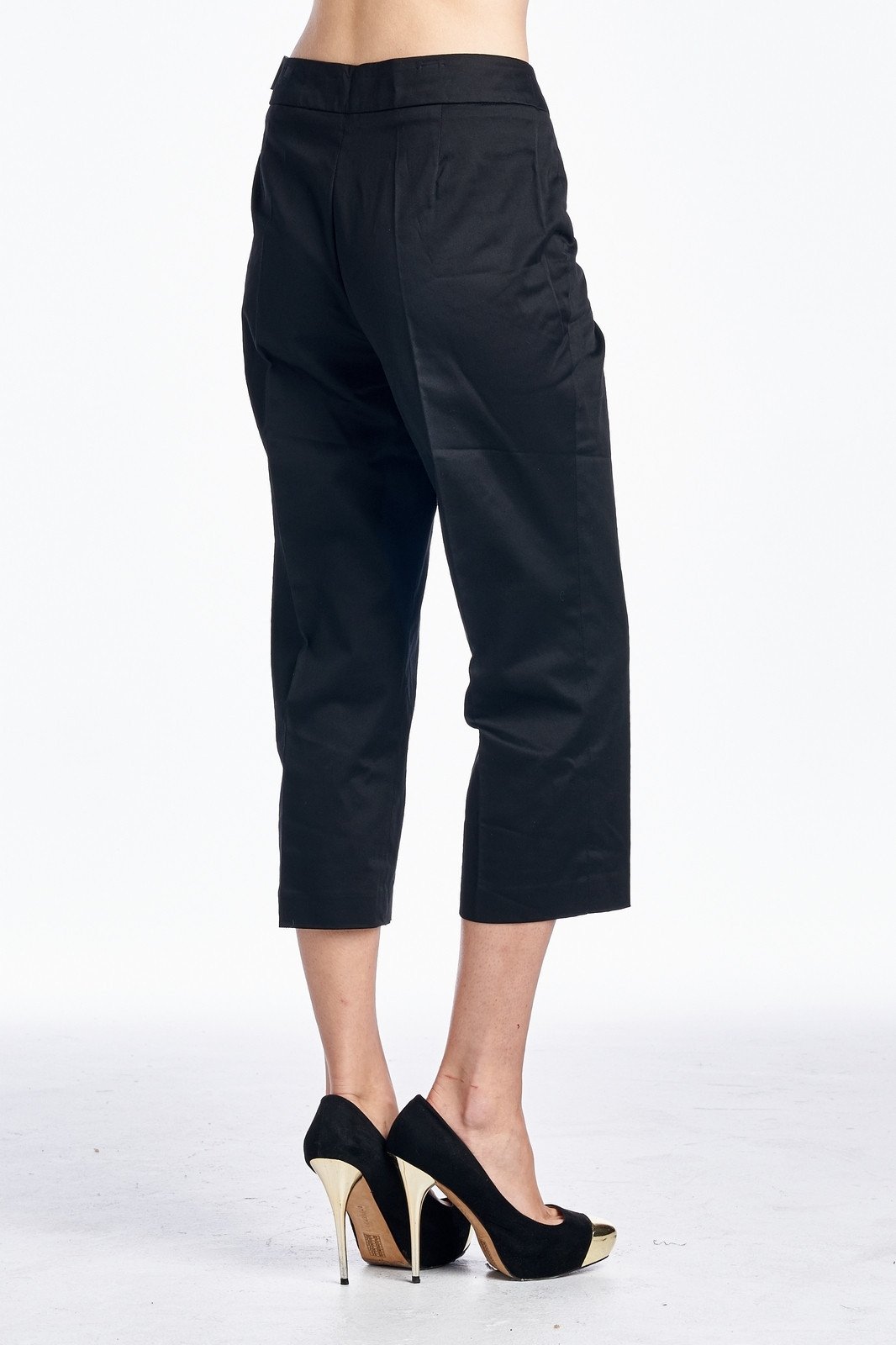 Larry Levine Front Zipper Capris Capris - Tophatter Daily Deals