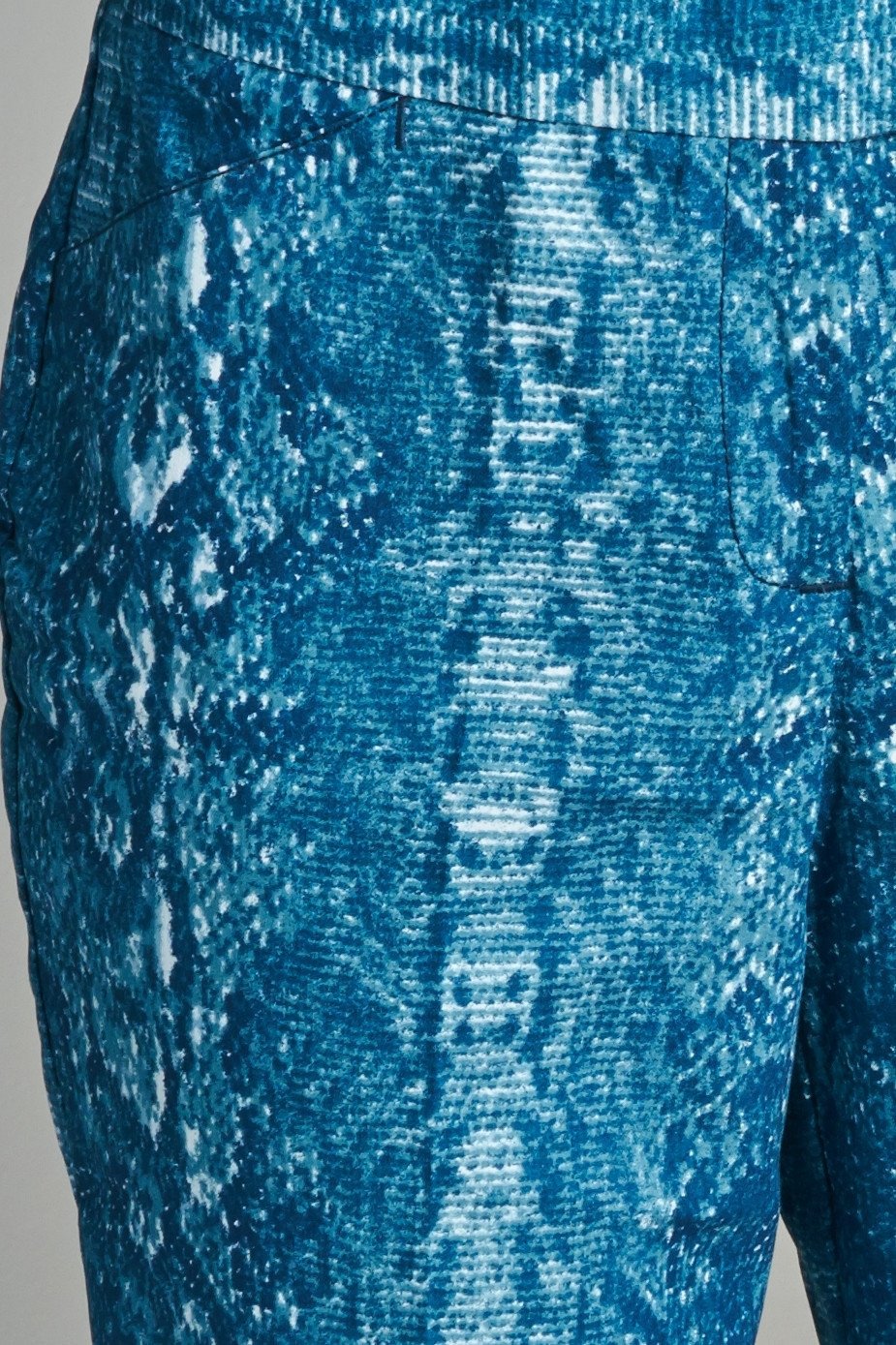 Women's Printed Capris Capris - Tophatter Daily Deals