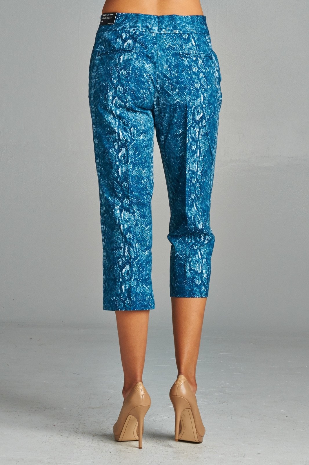Women's Printed Capris Capris - Tophatter Daily Deals
