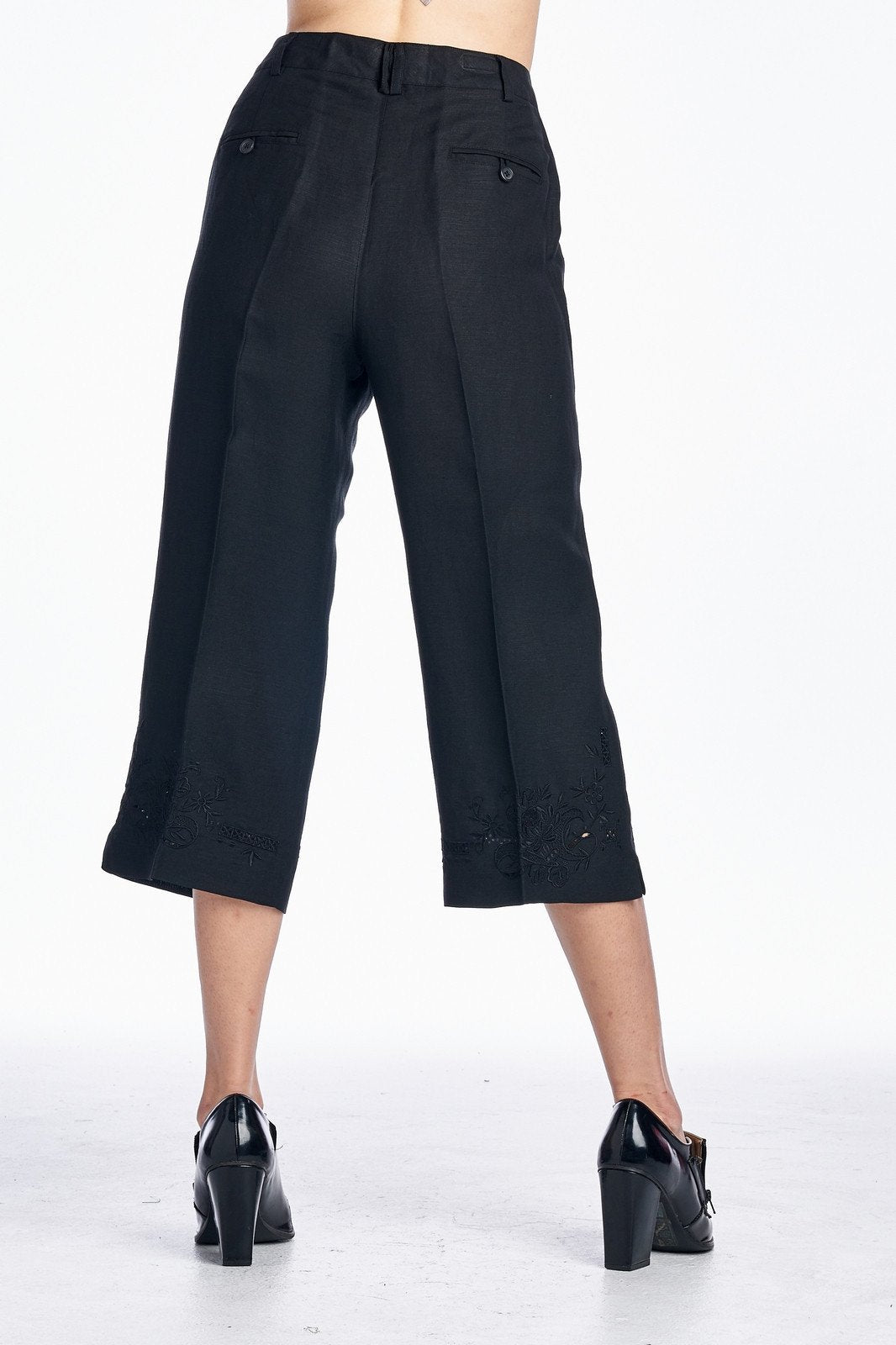 Larry Levine Capris with Tonal Embroider at Hem Capris - Tophatter Daily Deals