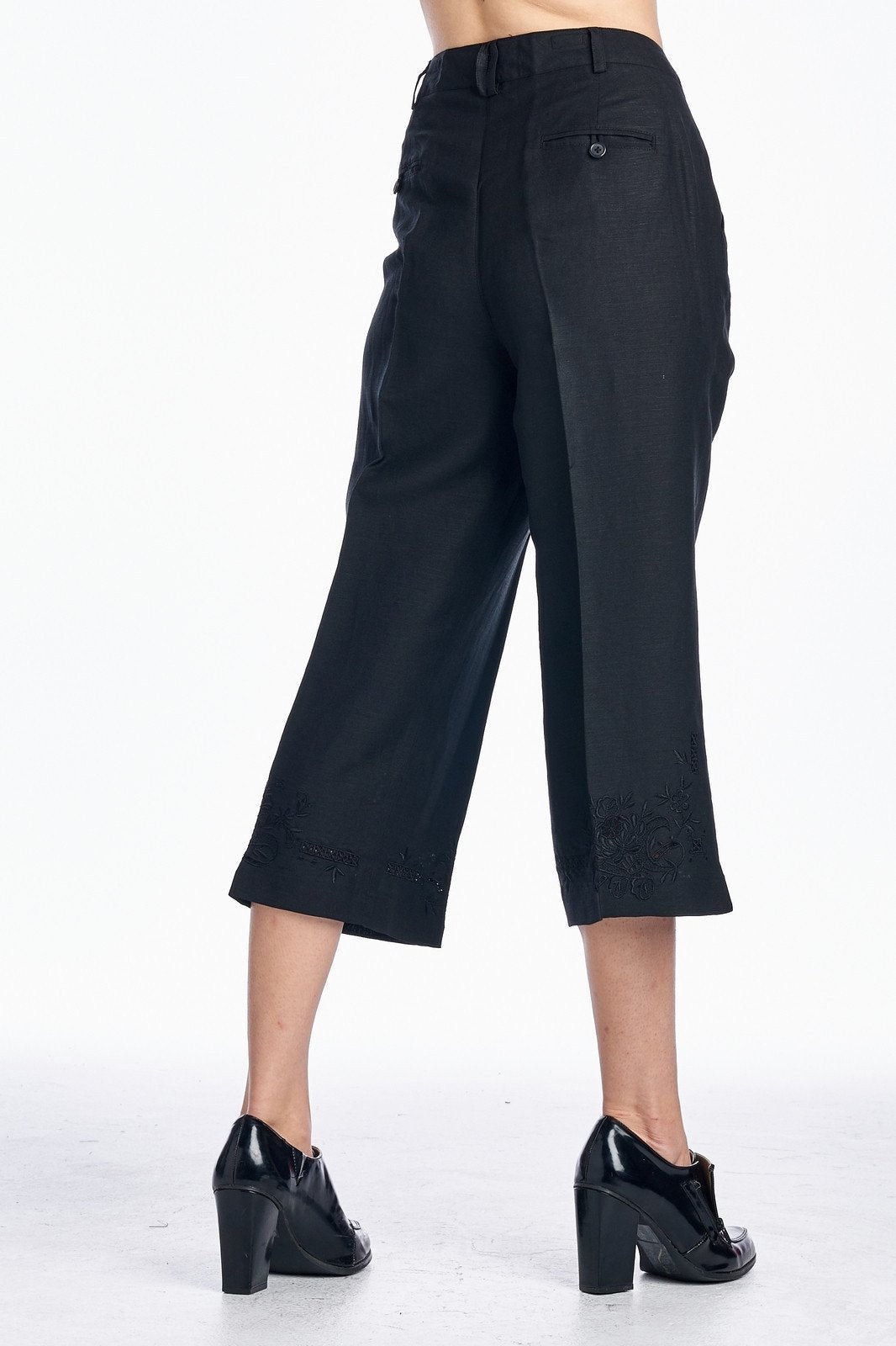 Larry Levine Capris with Tonal Embroider at Hem Capris - Tophatter Daily Deals