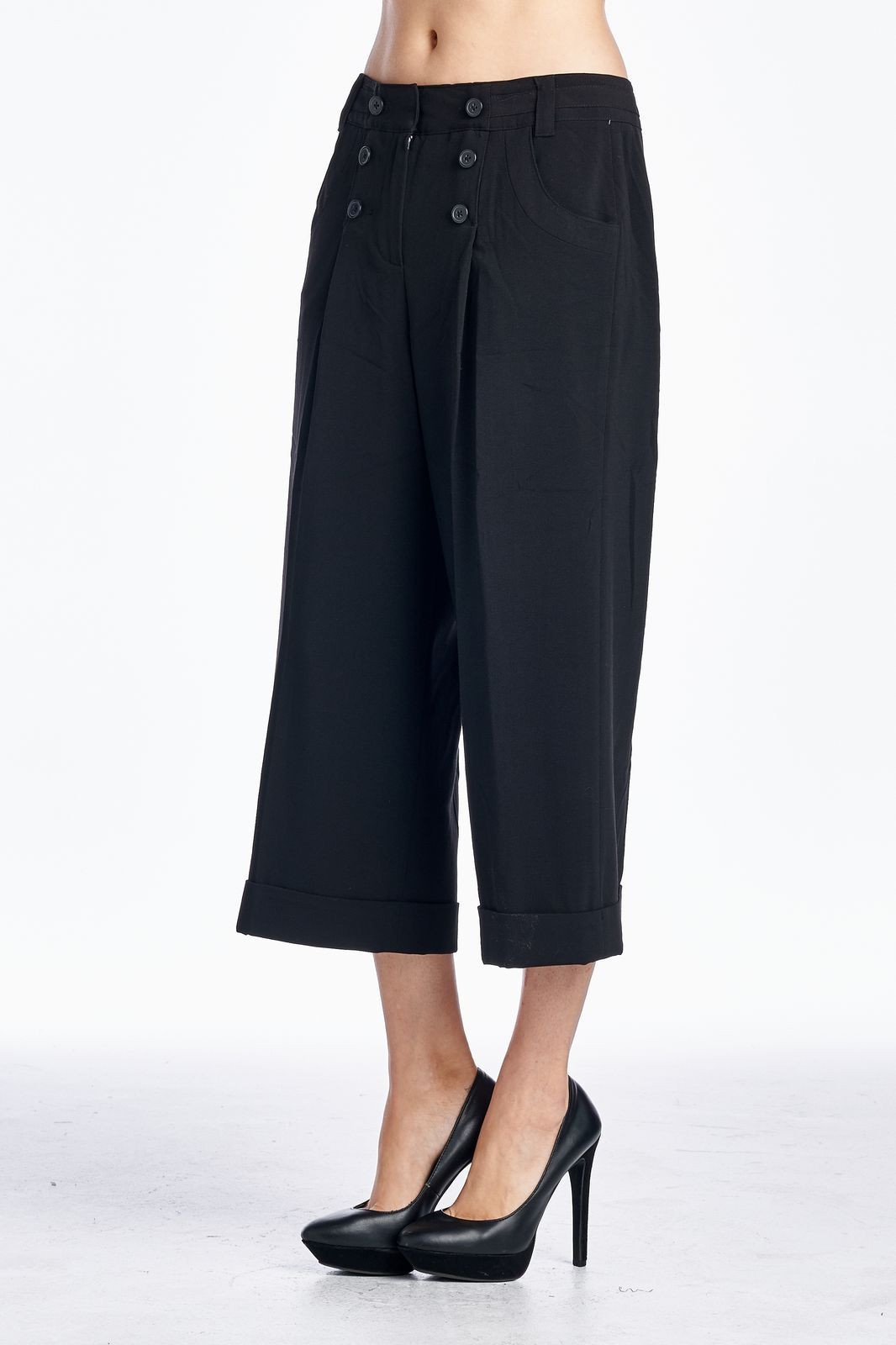 Larry Levine Stretch Capris Capris - Tophatter Daily Deals