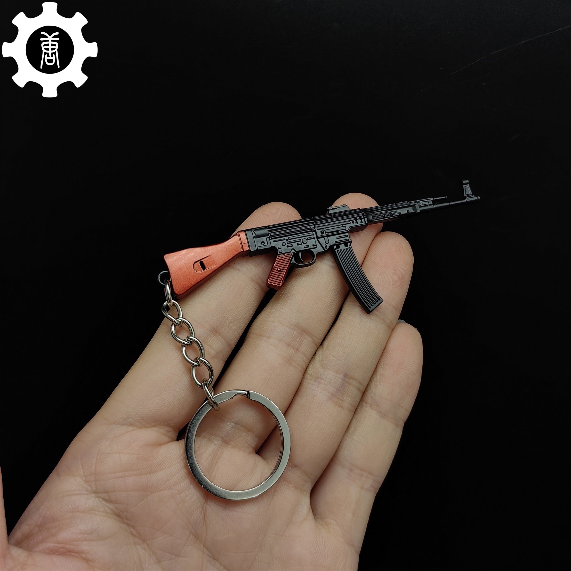 Assault Rifle Keychain 21 in 1 World Famous Assault Rifle Gun Keychain Metal Pendant For Mili ...