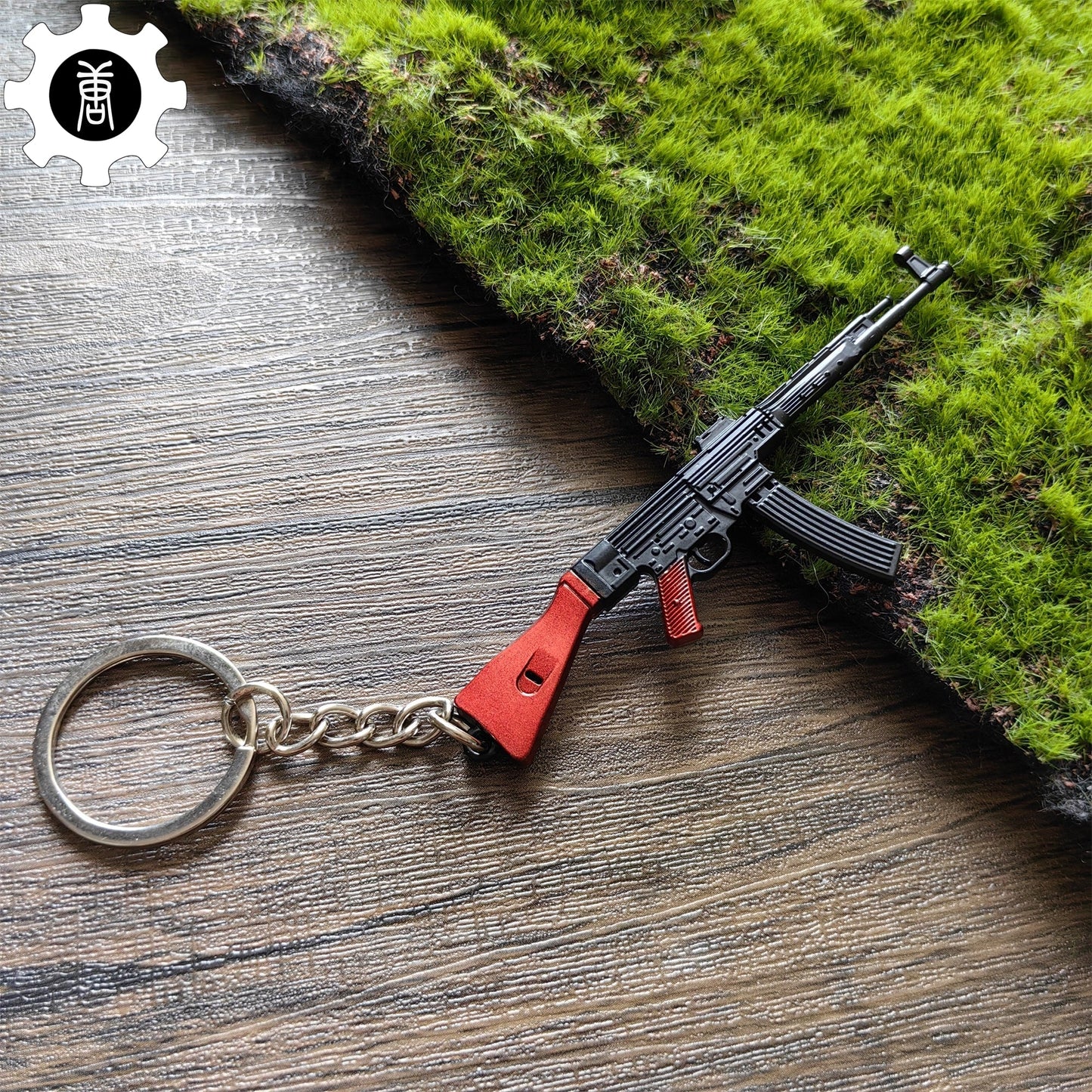 21 in 1 World Famous Assault Rifle Gun Keychain Metal Pendant For Military Hobby - Tophatter Daily Deals