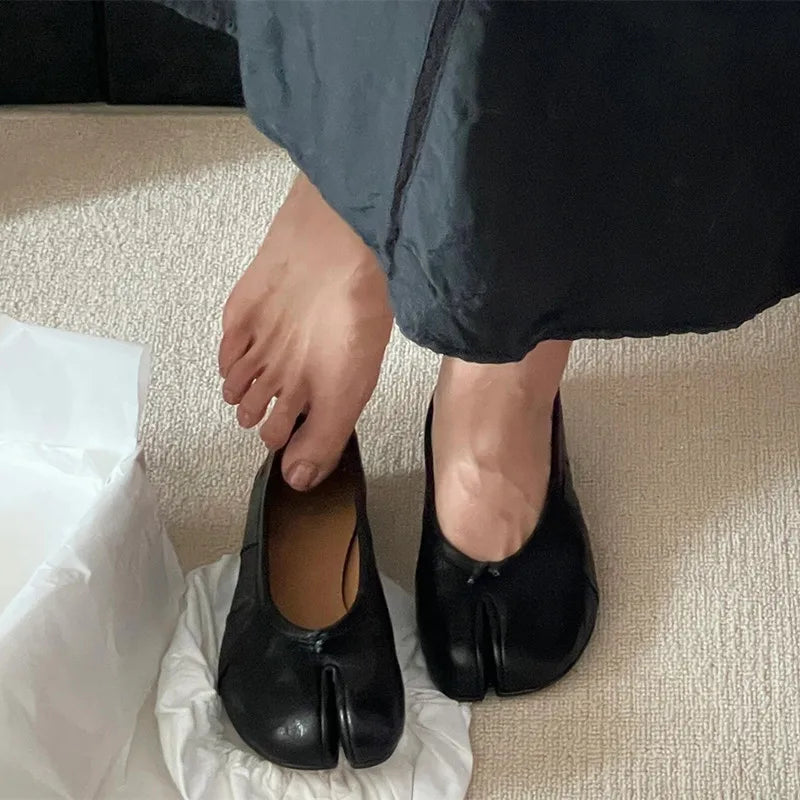 Soft Women Tabi Ballet Flats - Split Toe, Leather, Casual - Tophatter Daily Deals