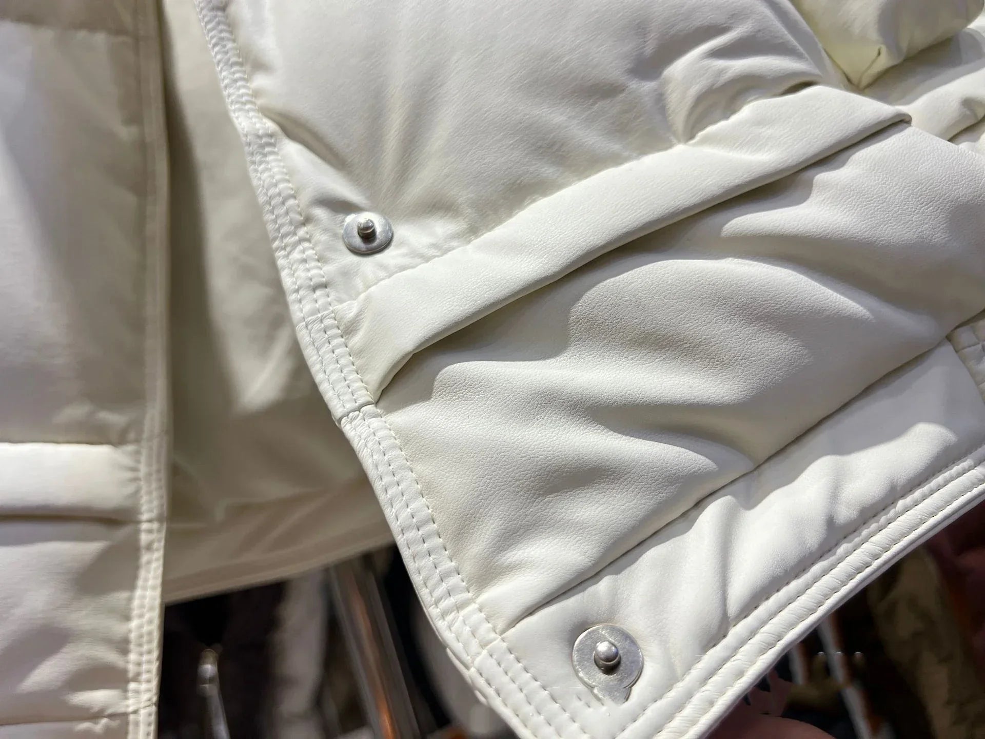 Warm Women’s Down Vest - Cropped Boxy, PU, Winter Layering - Tophatter Daily Deals