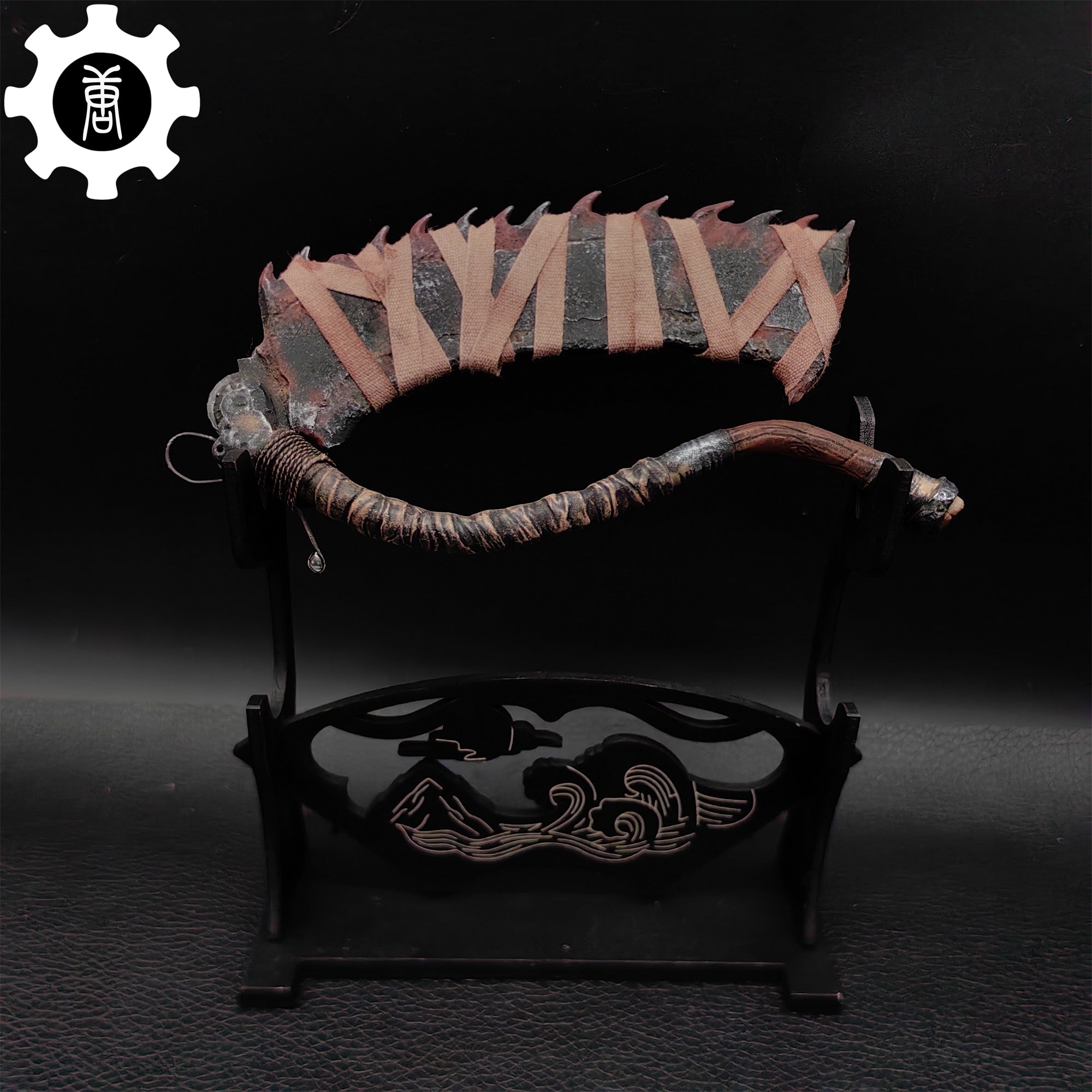 3D Printed 1/6 Saw Cleaver Display Prop Knife & Stand - Tophatter Daily Deals