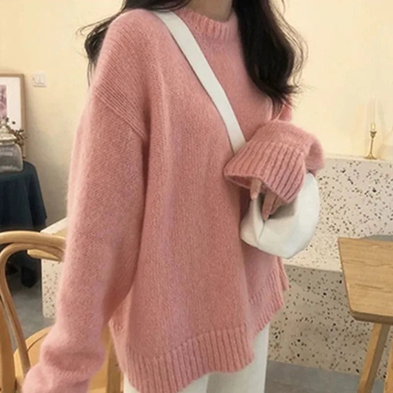Cozy Oversized Women’s Pullover Sweater - Round Neck Knit - Tophatter Daily Deals