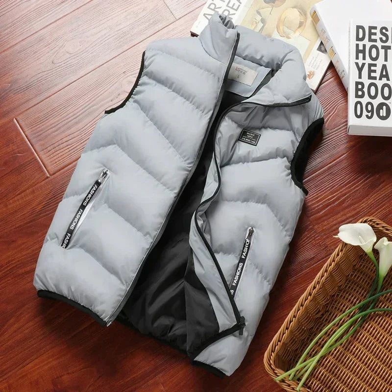 Warm Men’s Puffer Vest - Short Quilted, Polyester, Winter Grey - Tophatter Daily Deals