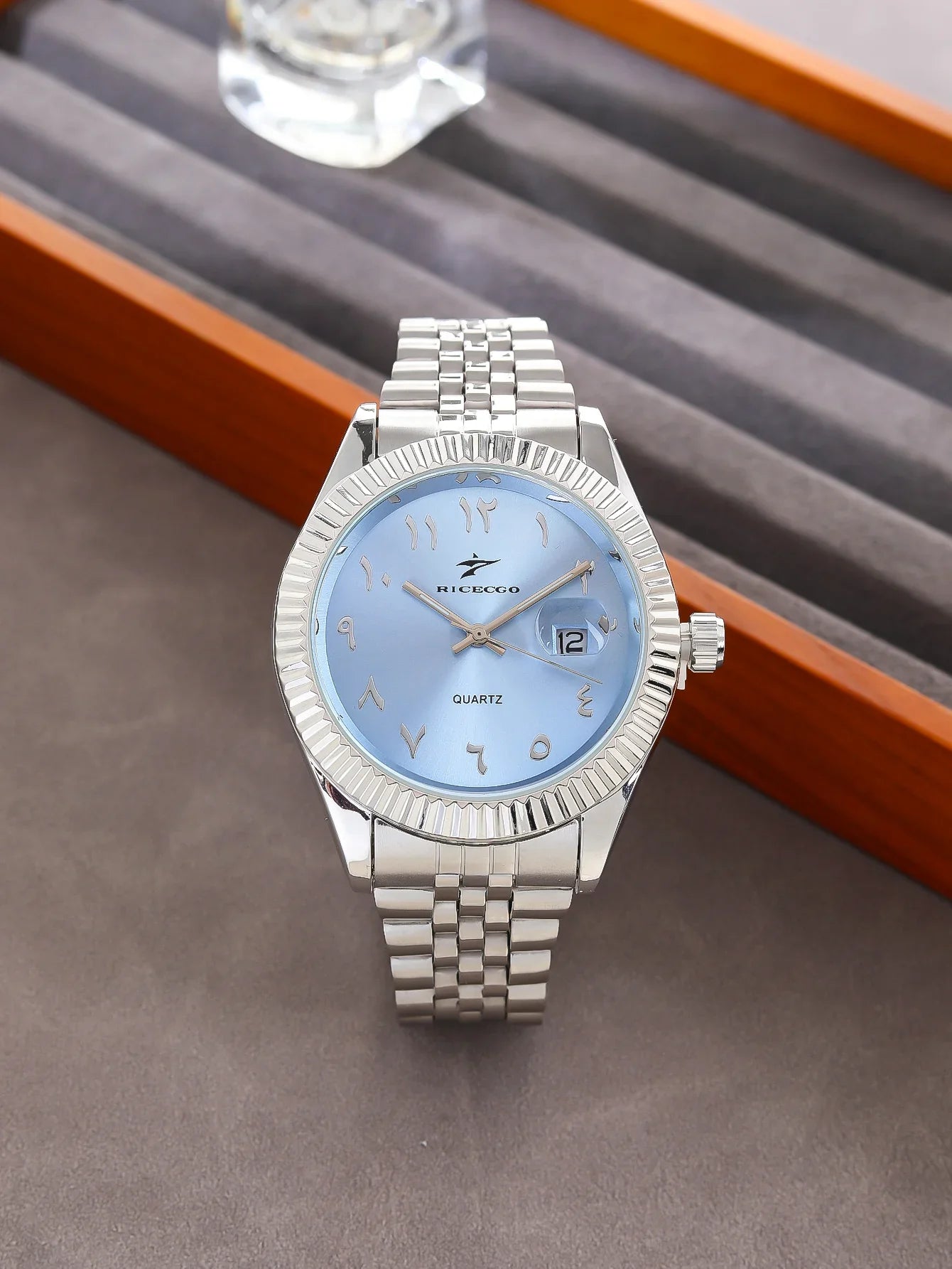 Men's Stainless Steel Date Watch Casual Business Style - Tophatter Daily Deals